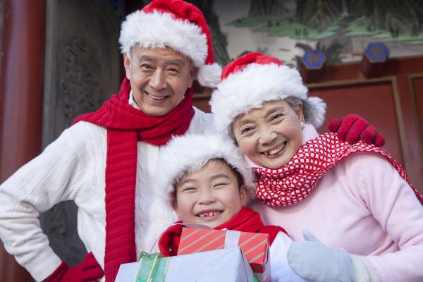 Image for event: Holiday Family Photos